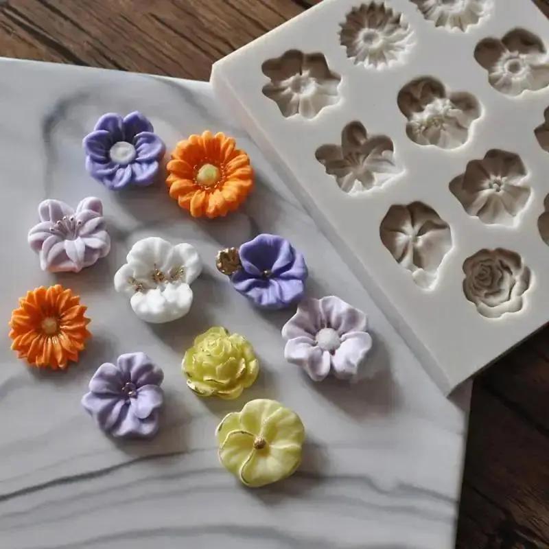 Mini Small Flower Silicone Mol - Mini Kitchen Baking recension och pris